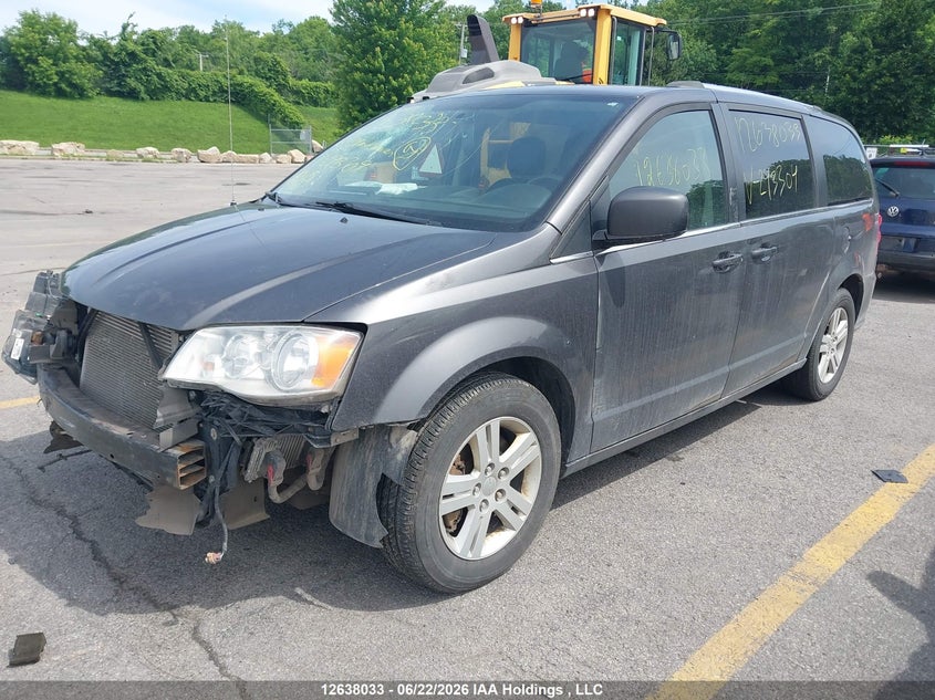 2018 Dodge Caravan, Front, IAAI, VIN 2C4RDGDG1JR243304 — photo 2