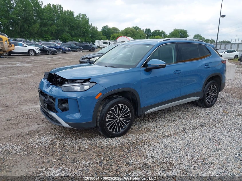 2025 Volkswagen Tiguan Se, Front, IAAI, VIN 3VVER7RMXSM068799 — photo 2