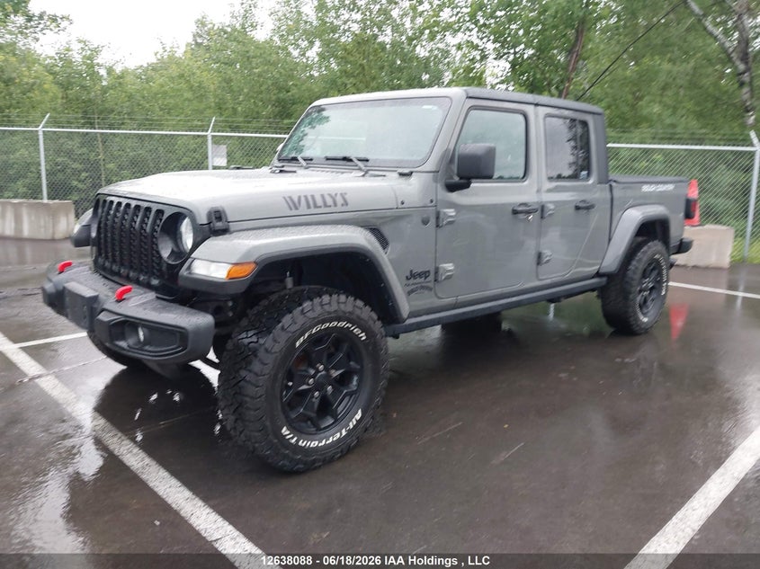 2023 Jeep Gladiator, Repossession, IAAI, VIN 1C6HJTAG9PL517360 — photo 2