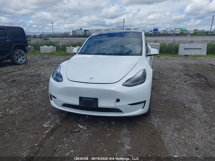 2023 Tesla Model Y Long Range VIN: 7SAYGDEE3PF757564 Lot: 12638352