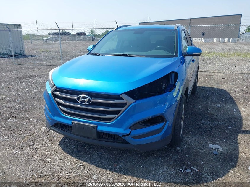 2016 Hyundai Tucson, Front, IAAI, VIN KM8J33A42GU188629 — photo 2