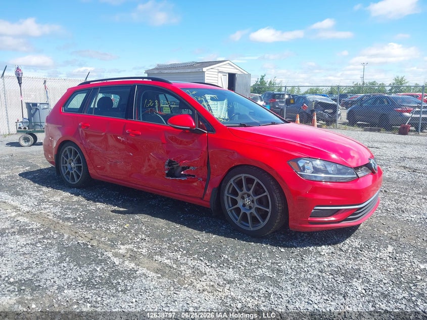 3VW717AU0JM762231 VOLKSWAGEN GOLF SPORTWAGEN Photo 1