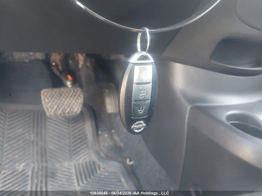 2015 NISSAN VERSA HATCHBACK 1.6L I-4 DOHC, VVT, 109HP