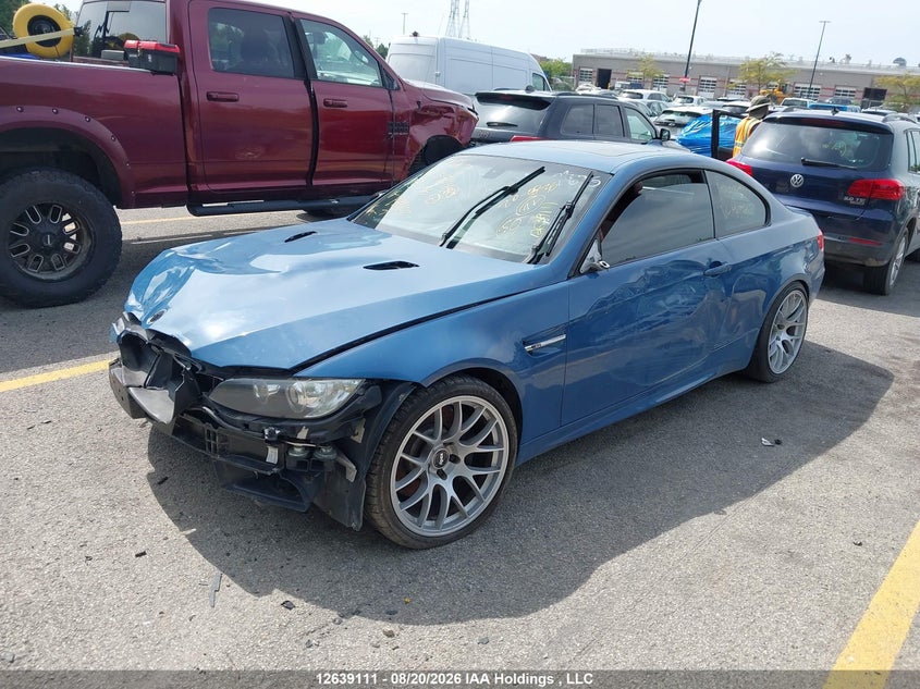 2008 BMW M3, Front, IAAI, VIN WBSWD93528PY39167 — photo 2