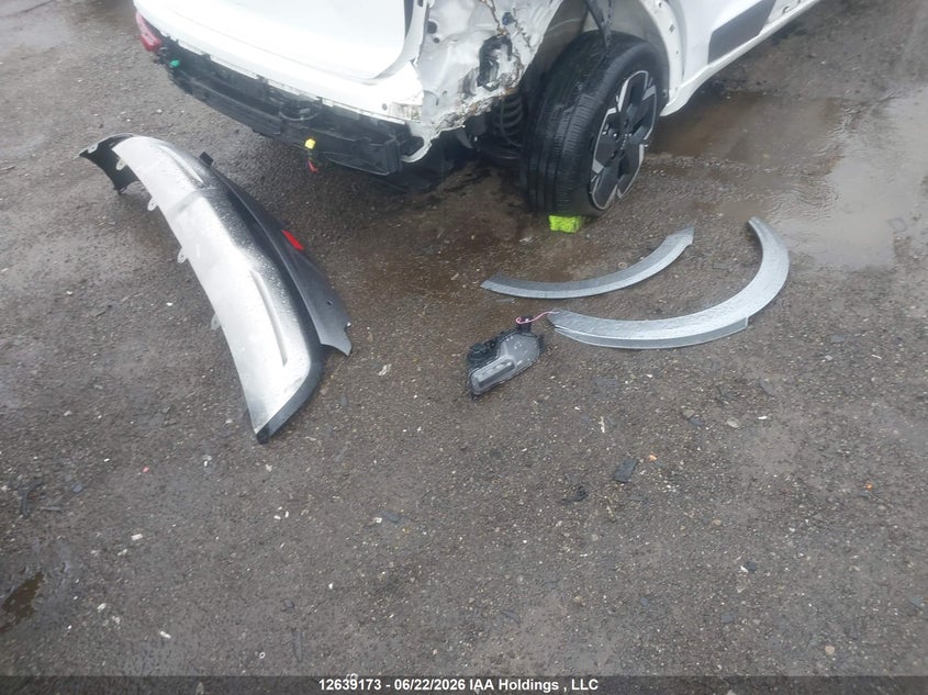 2024 Kia Niro Ev Wave/Wave W/Snow White Pearl Grey Exterior VIN: KNDCT3L18R5110286 Lot: 12639173