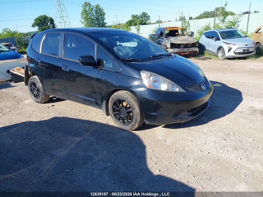 Vin: lucge8h53d3008527, lot: 3039999, honda fit lx 2013 img_1
