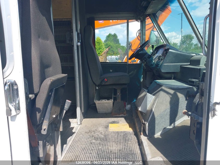 2009 FORD ECONOLINE N/A 5.4L V8 FI SOHC 16V NF2