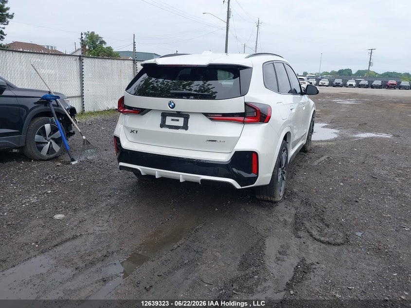 Vin: wbx73ef03s5310131, lot: 3040141, bmw x1 xdrive28i 20254