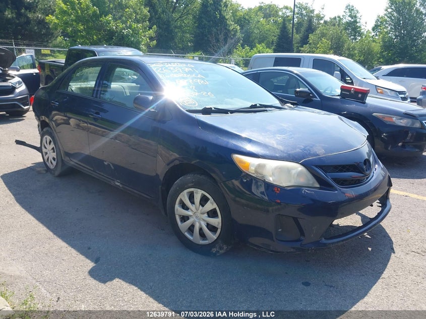 Vin: 2t1bu4ee4bc627981, lot: 3040655, toyota corolla s/le 2011 img_1