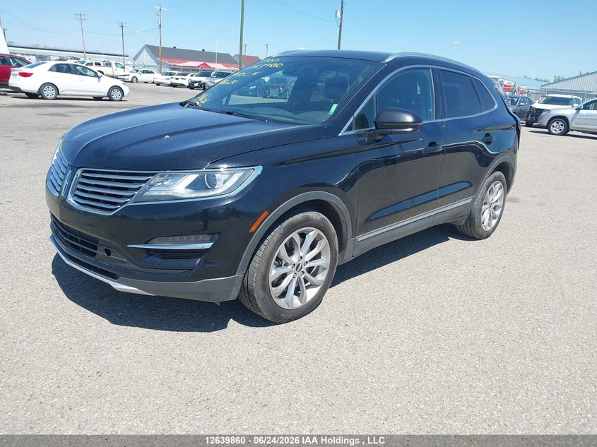 2016 Lincoln MKC, Удар сзади, IAAI, VIN 5LMCJ2D94GUJ26520 — фото 2