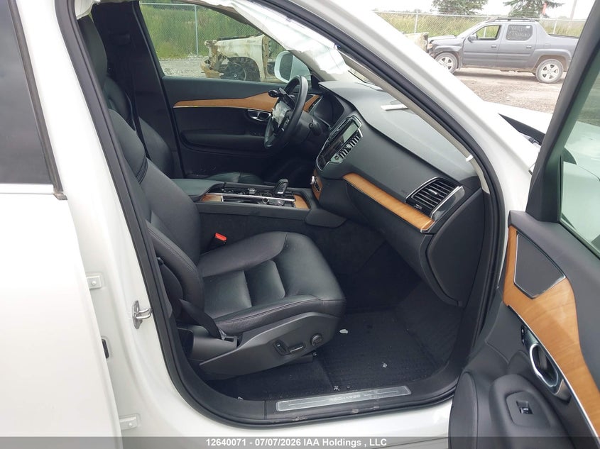 2021 Volvo Xc90 T8 VIN: YV4BR0CK2M1758088 Lot: 12640071