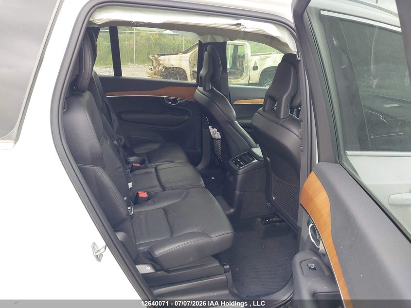 2021 Volvo Xc90 T8 VIN: YV4BR0CK2M1758088 Lot: 12640071
