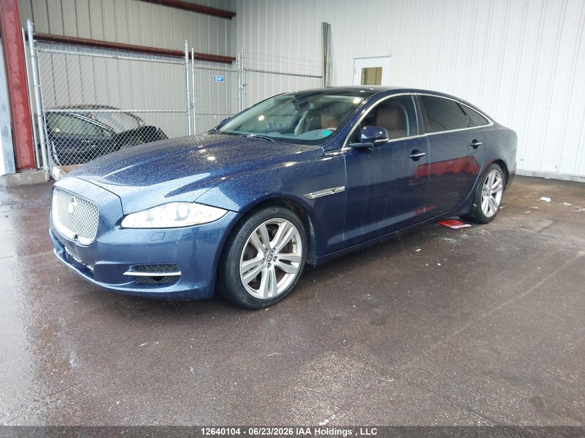 2013 Jaguar XJ, Front, IAAI, VIN SAJXJ2GD6D8V46956 — photo 2