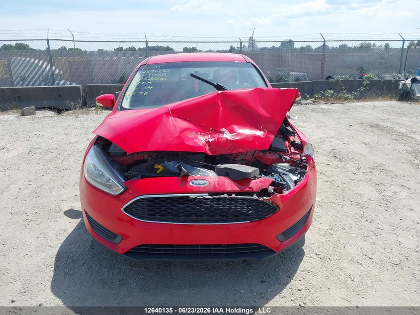 2015 Ford Focus Se VIN: 1FADP3K2XFL320680 Lot: 12640135