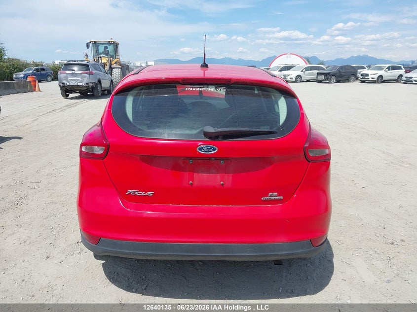 2015 Ford Focus Se VIN: 1FADP3K2XFL320680 Lot: 12640135