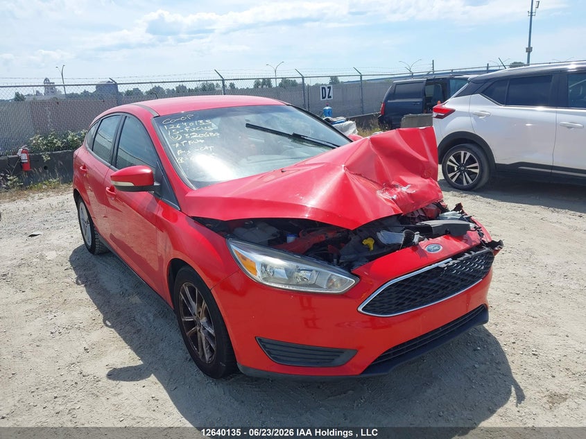 2015 Ford Focus Se VIN: 1FADP3K2XFL320680 Lot: 12640135