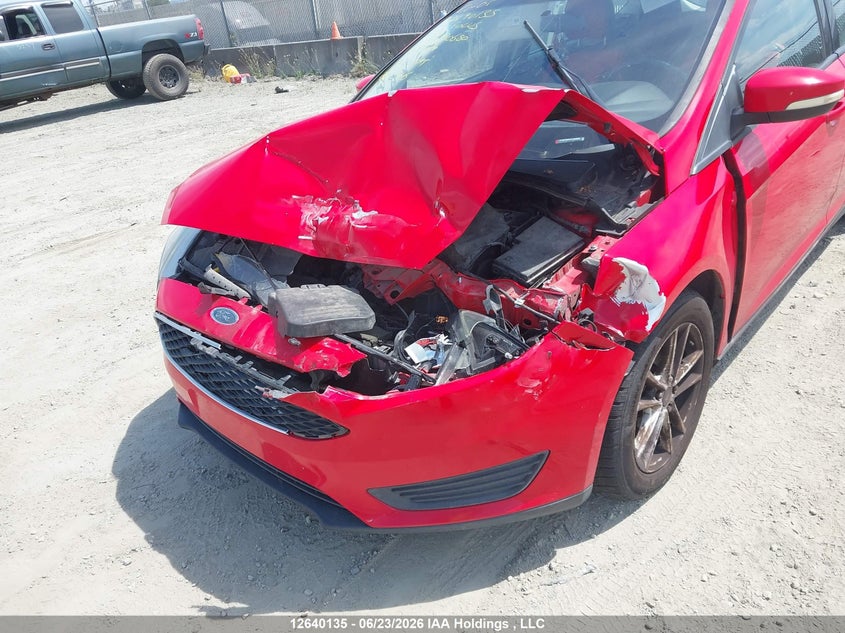 2015 Ford Focus Se VIN: 1FADP3K2XFL320680 Lot: 12640135