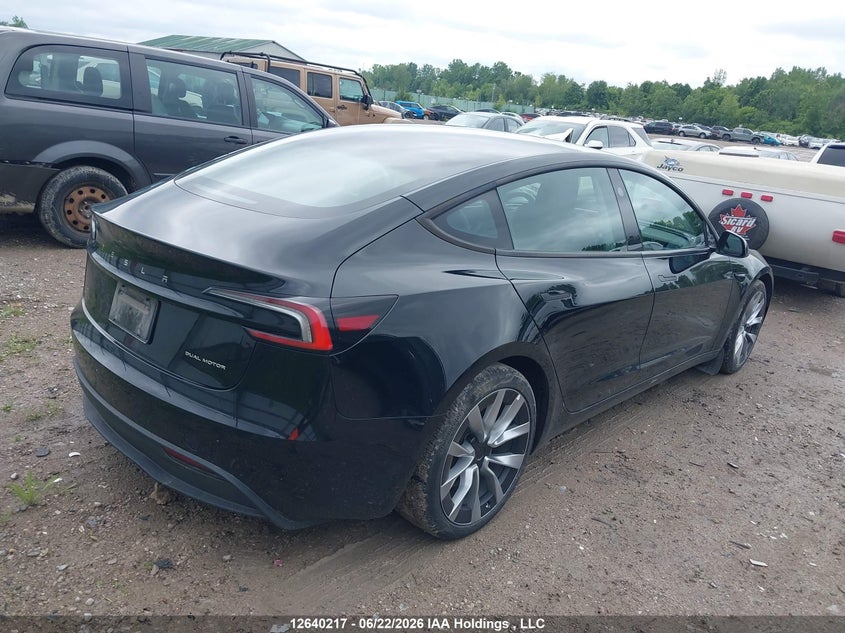 2024 Tesla Model 3 VIN: LRW3E7EB4RC093597 Lot: 12640217