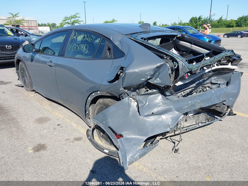 2023 TOYOTA PRIUS PRIME SE - zdjęcie 3