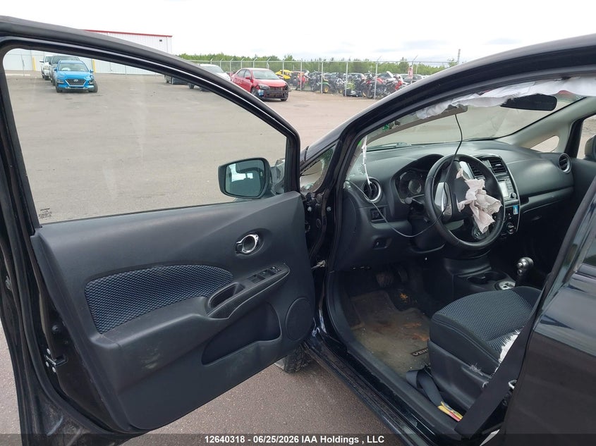 2016 Nissan Versa Note 1.6 S/1.6 Sl/1.6 Sr/1.6 Sv VIN: 3N1CE2CP1GL390982 Lot: 12640318