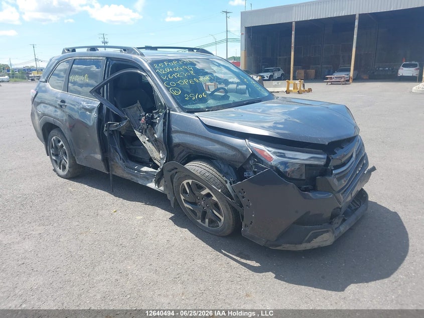 2025 SUBARU FORESTER LIMITED