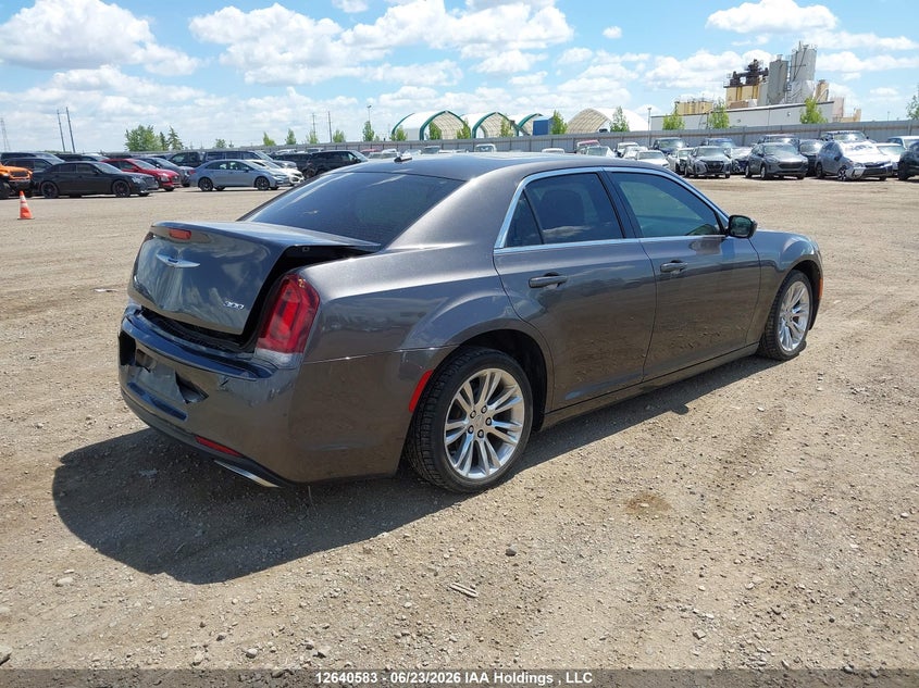 Vin: 2c3ccaag0hh621563, lot: 3041480, chrysler 300 limited 20174