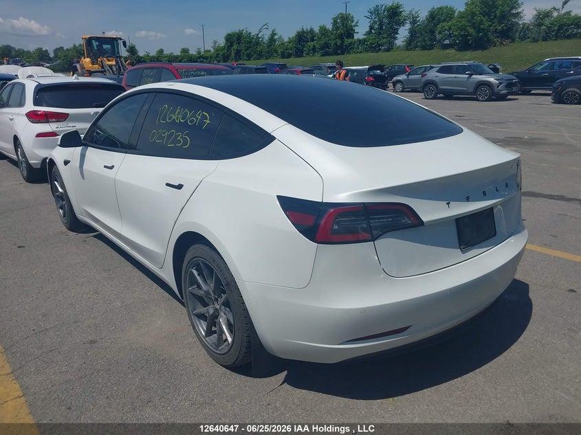 Vin: 5yj3e1ea9mf029235, lot: 3041547, tesla model 3 standard range/standard range plus 20213