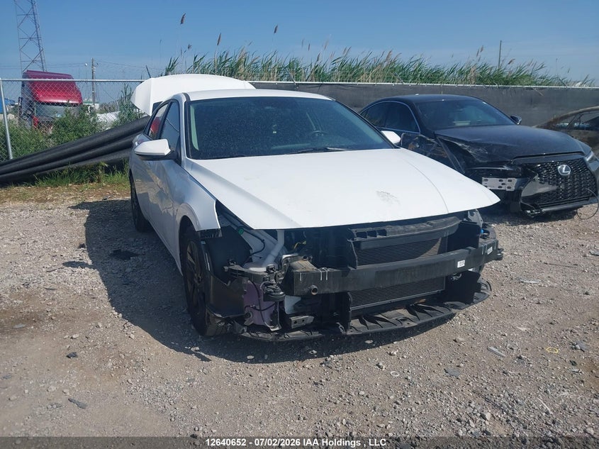 Vin: kmhlm4ag7nu215889, lot: 3041552, hyundai elantra preferred ivt 2022 img_1