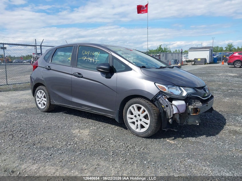 Vin: 3hggk5g31fm109869, lot: 3041554, honda fit dx 2015 img_1