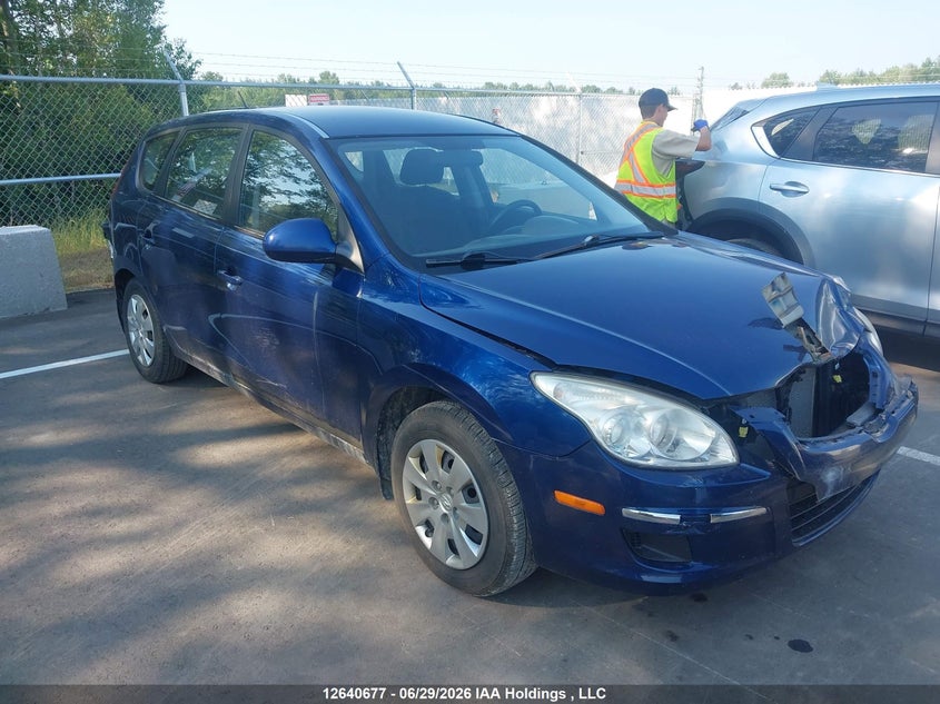 KMHDB8AE3BU120886 HYUNDAI ELANTRA TOURING Photo 1