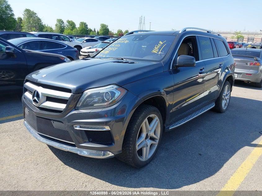 2013 Mercedes-Benz Gl 450 4Matic, Water, IAAI, VIN 4JGDF7CE5DA124258 — photo 2