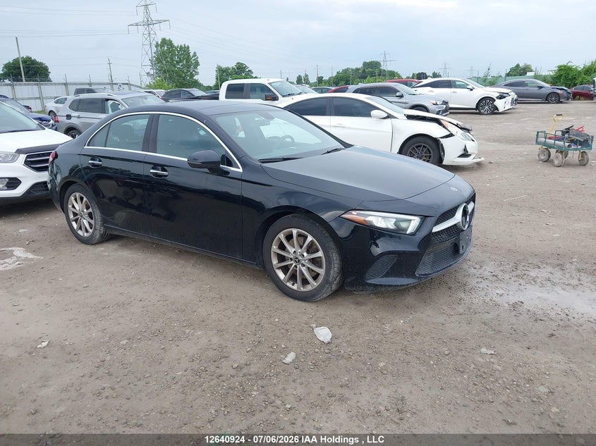 Vin: wdd3g4fb5lw041451, lot: 3041825, mercedes-benz a 220 4matic 2020 img_1