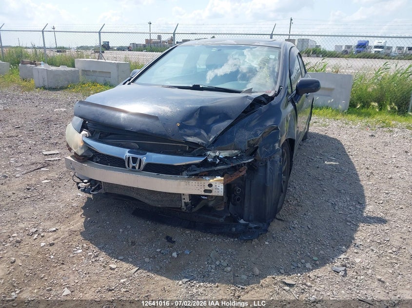 2011 Honda Civic, Front, IAAI, VIN 2HGFA1F65BH000729 — photo 2