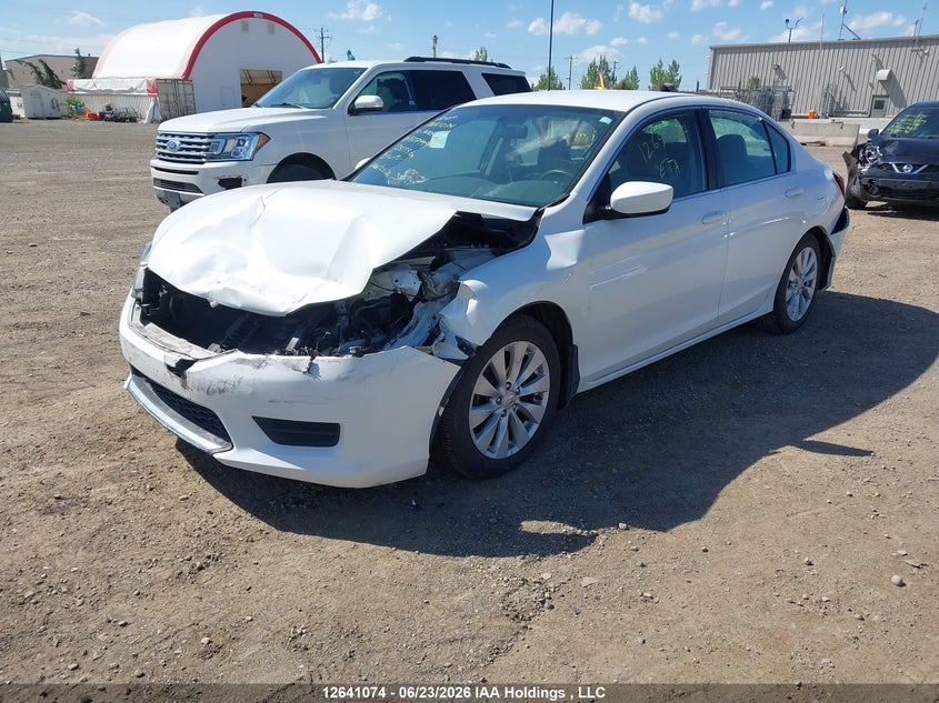 2013 Honda Accord, Front, IAAI, VIN 1HGCR2F32DA807959 — photo 2