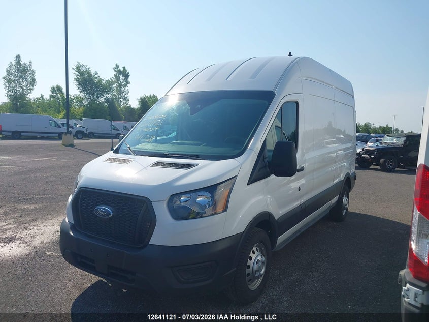 2025 Ford Transit, Левый бок, IAAI, VIN 1FTBR2X89SKA64728 — фото 2