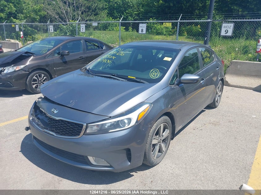 2018 Kia Forte, Front, IAAI, VIN 3KPFL4A78JE191065 — photo 2