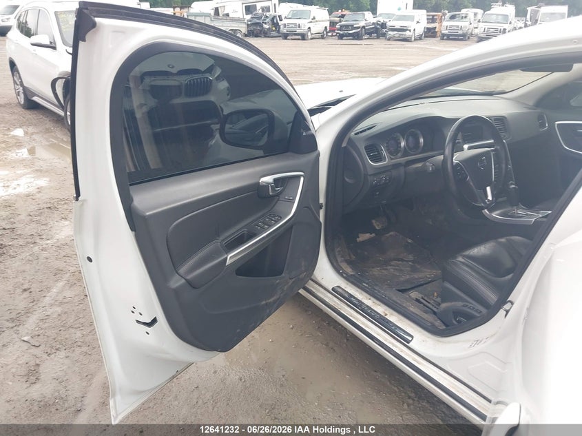 2012 Volvo S60 T6 VIN: YV1902FHXC2130452 Lot: 12641232