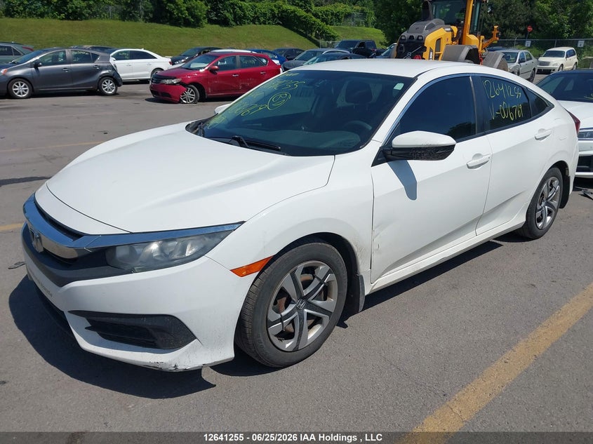 Vin: 2hgfc2f56jh006769, lot: 3042204, honda civic lx 20182