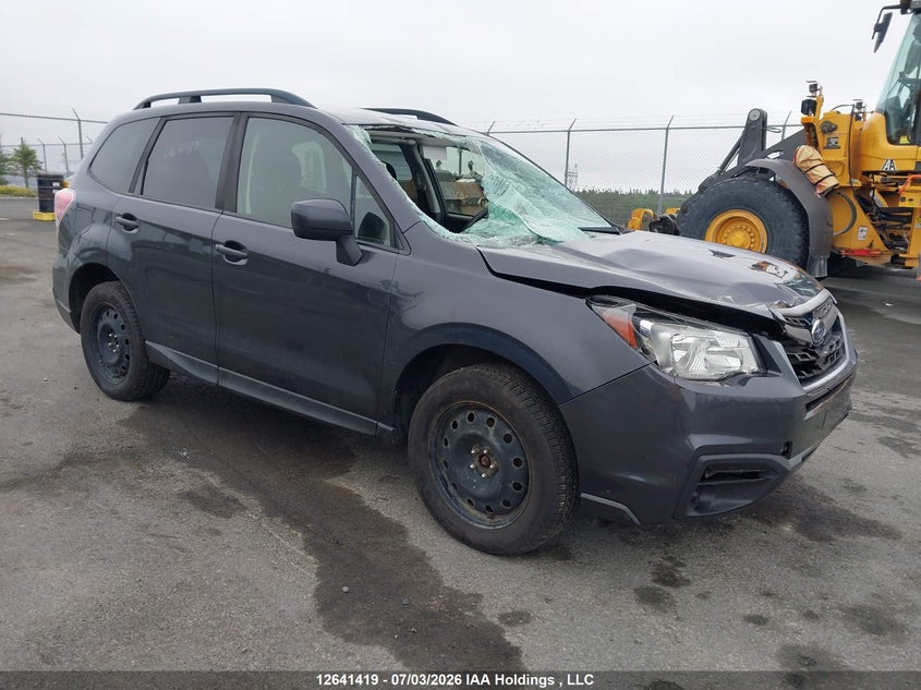 Vin: jf2sjebc9jh469828, lot: 3042379, subaru forester 2.5i 2018 img_1