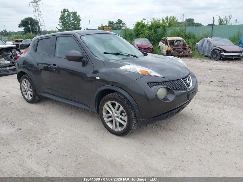 Vin: jn8af5mrxbt009416, lot: 3042551, nissan juke sv 2011 img_1