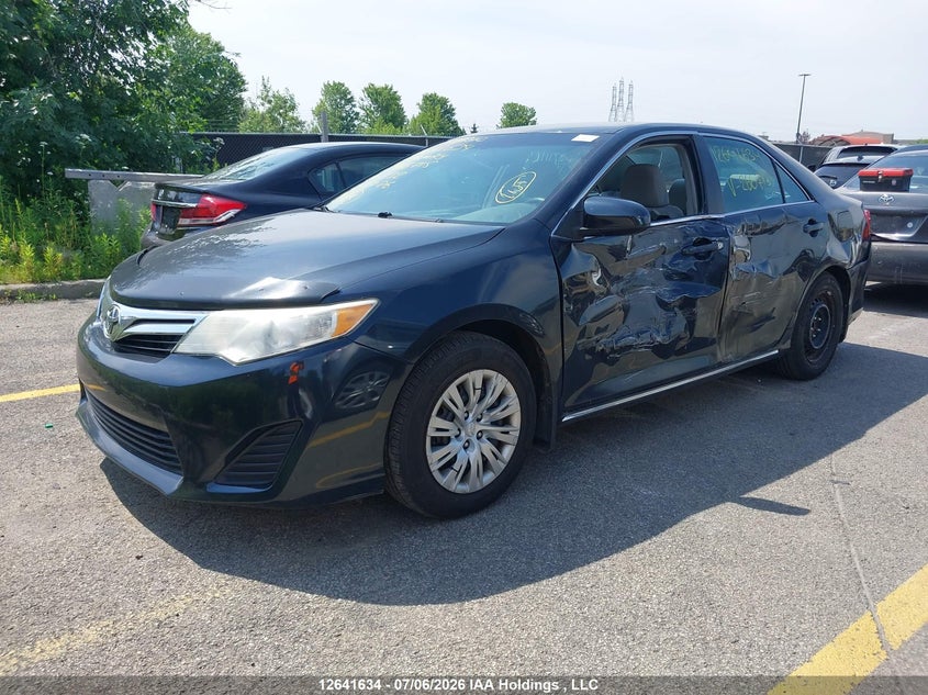 2013 Toyota Camry, Left Side, IAAI, VIN 4T1BF1FK9DU266715 — photo 2