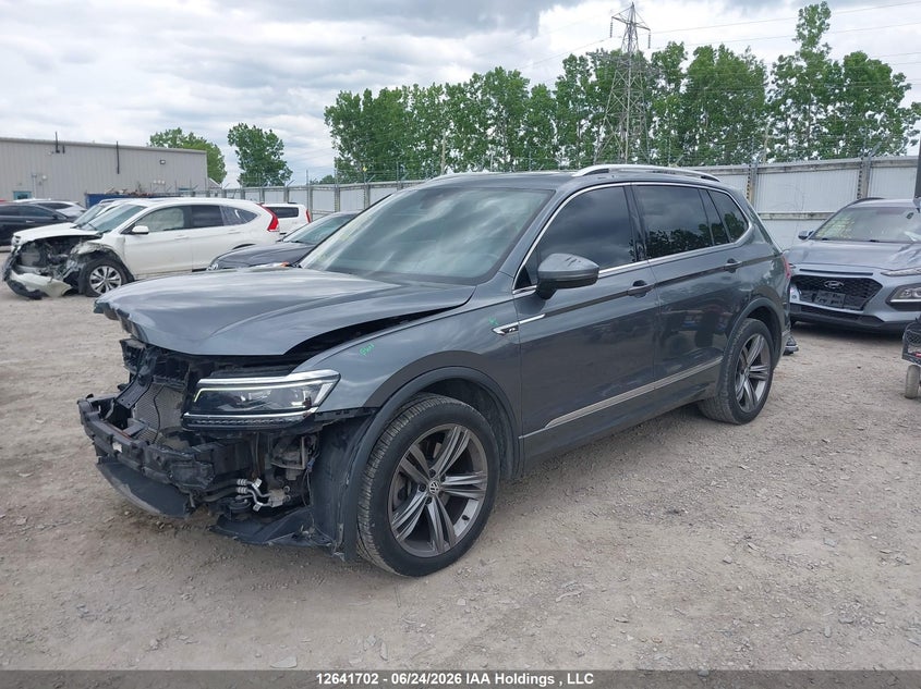 2019 Volkswagen Tiguan Sel Premium/Sel Premium R-Line, Удар спереди, IAAI, VIN 3VV4B7AX3KM108288 — фото 2