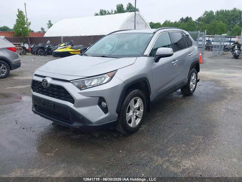 2021 Toyota RAV 4, Rear, IAAI, VIN 2T3R1RFV9MC193053 — photo 2