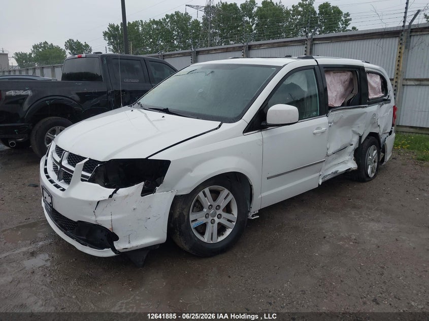 2015 Dodge Caravan, Левый бок, IAAI, VIN 2C4RDGDG5FR685882 — фото 2