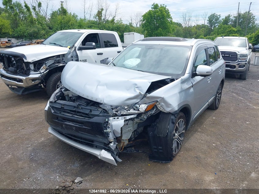 2017 Mitsubishi Outlander, Front, IAAI, VIN JA4AZ2A34HZ600553 — photo 2
