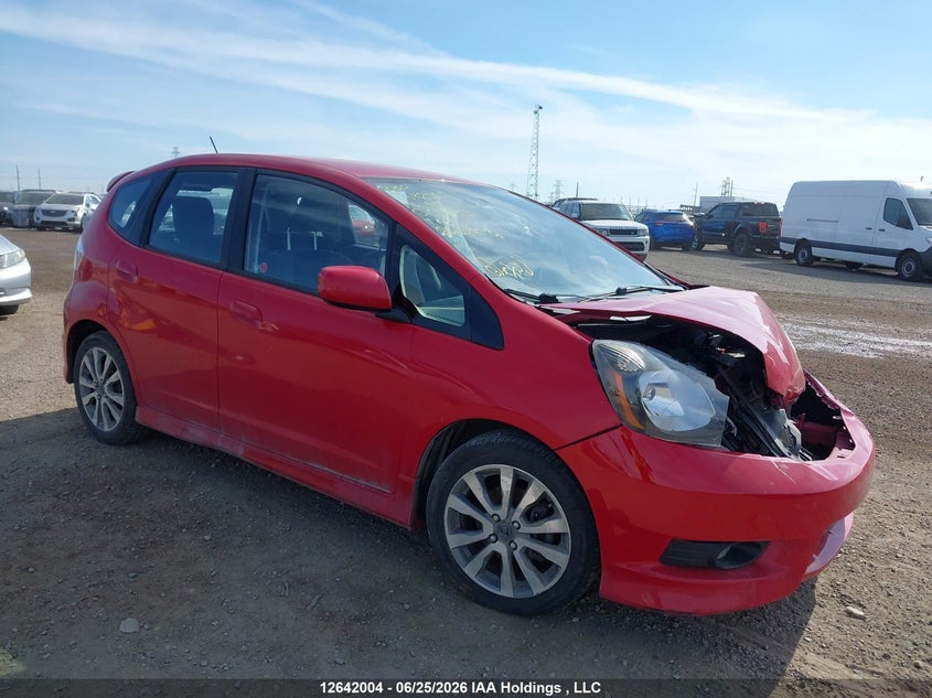 Vin: lucge8h71d3006180, lot: 3043005, honda fit sport 5dr 2013 img_1