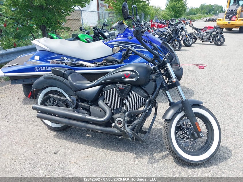 2015 VICTORY HIGH-BALL MOTO 2