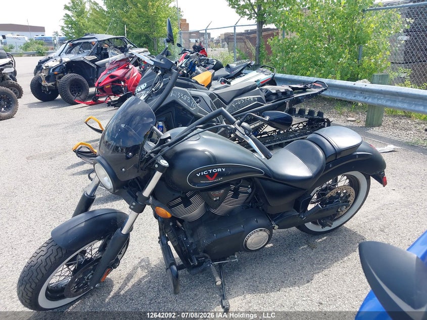 2015 VICTORY HIGH-BALL MOTO 2
