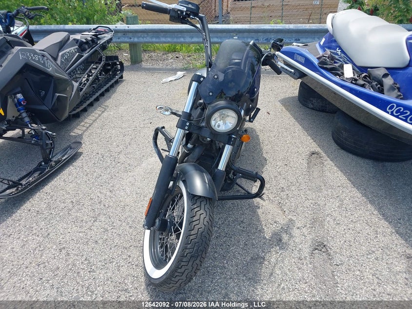 2015 VICTORY HIGH-BALL MOTO 2