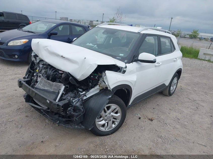 Vin: kmhrc8a3xsu386410, lot: 3043219, hyundai venue sel/limited 20252